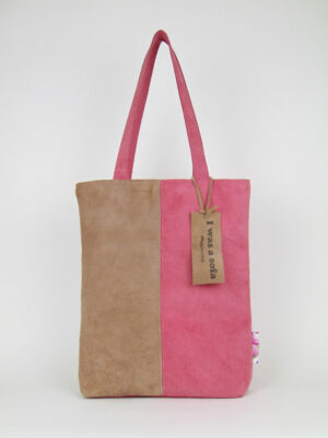 Product image of the shopper named Pink Cookie. This shopper is made from recycled suede in a colour combination of pink and beige.